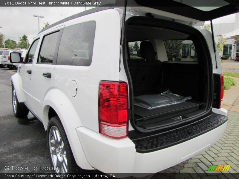 Bright White / Dark Slate Gray 2011 Dodge Nitro Heat