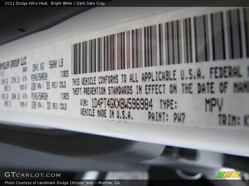 Bright White / Dark Slate Gray 2011 Dodge Nitro Heat