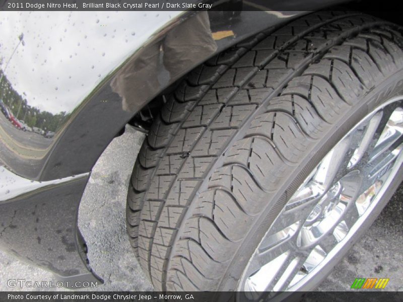 Brilliant Black Crystal Pearl / Dark Slate Gray 2011 Dodge Nitro Heat