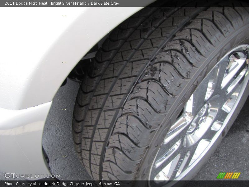 Bright Silver Metallic / Dark Slate Gray 2011 Dodge Nitro Heat