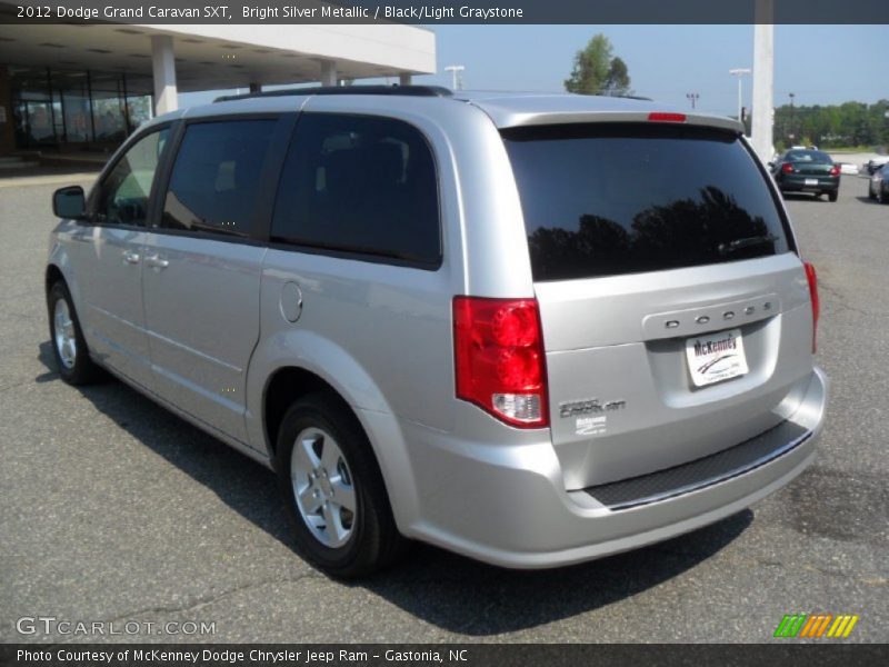 Bright Silver Metallic / Black/Light Graystone 2012 Dodge Grand Caravan SXT