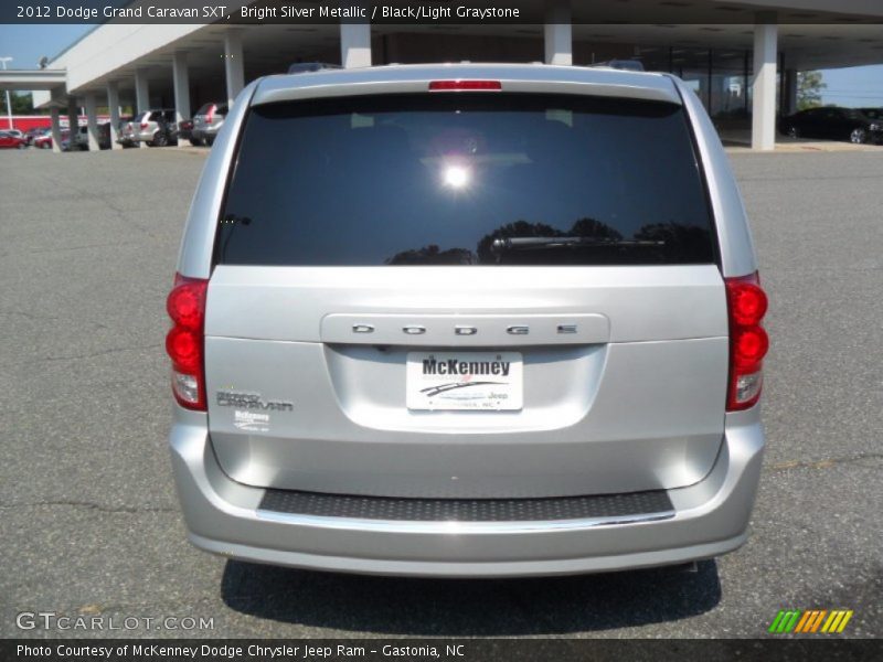 Bright Silver Metallic / Black/Light Graystone 2012 Dodge Grand Caravan SXT