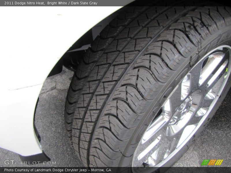 Bright White / Dark Slate Gray 2011 Dodge Nitro Heat
