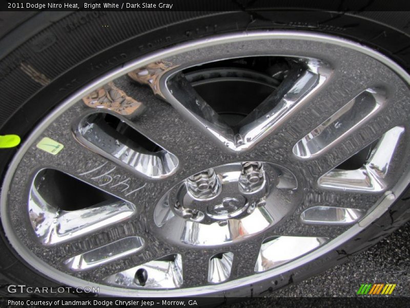 Bright White / Dark Slate Gray 2011 Dodge Nitro Heat
