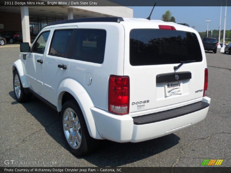 Bright White / Dark Slate Gray 2011 Dodge Nitro Heat