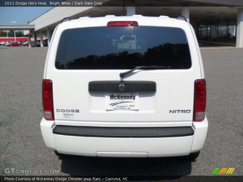 Bright White / Dark Slate Gray 2011 Dodge Nitro Heat
