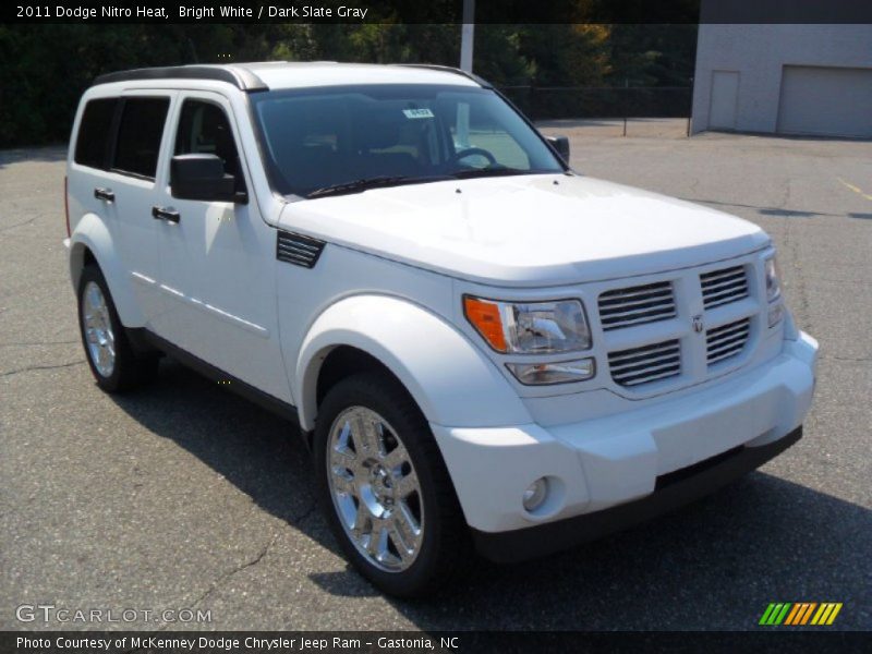 Bright White / Dark Slate Gray 2011 Dodge Nitro Heat