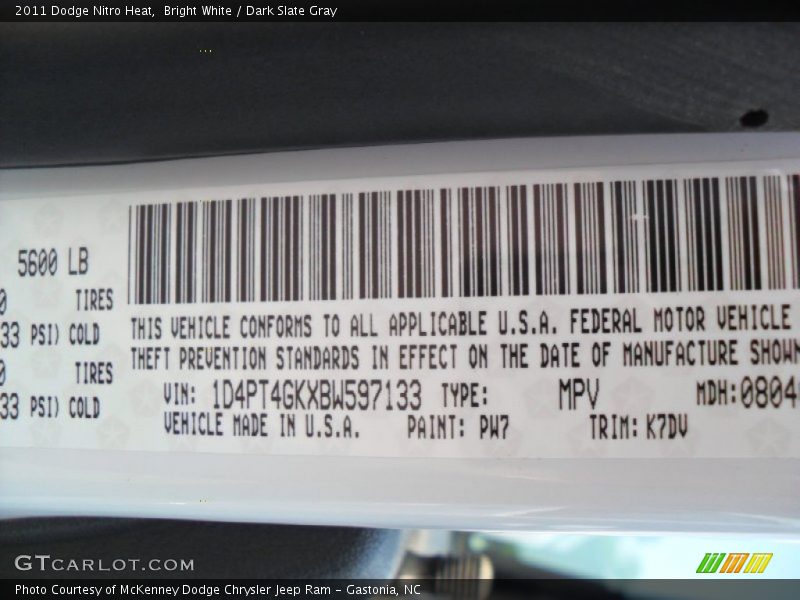 Bright White / Dark Slate Gray 2011 Dodge Nitro Heat
