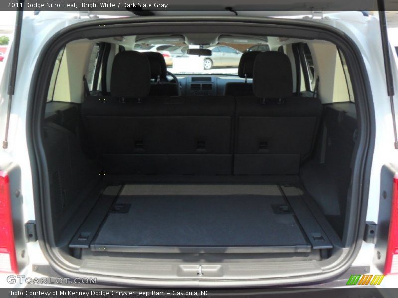 Bright White / Dark Slate Gray 2011 Dodge Nitro Heat