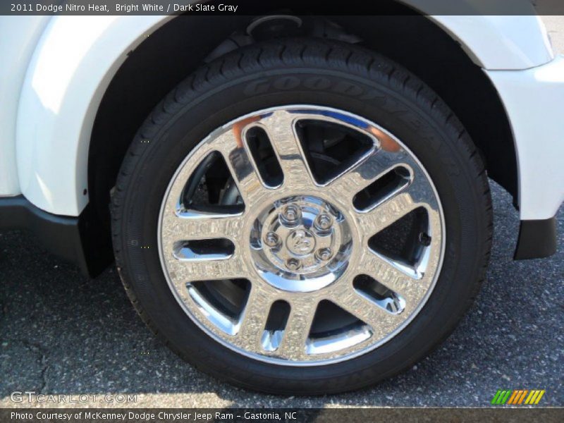 Bright White / Dark Slate Gray 2011 Dodge Nitro Heat
