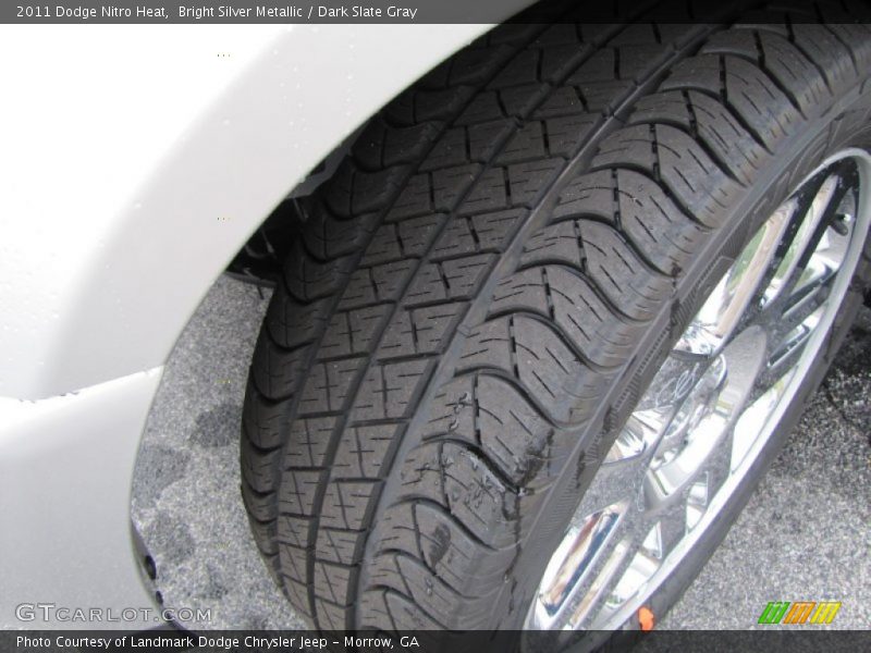 Bright Silver Metallic / Dark Slate Gray 2011 Dodge Nitro Heat