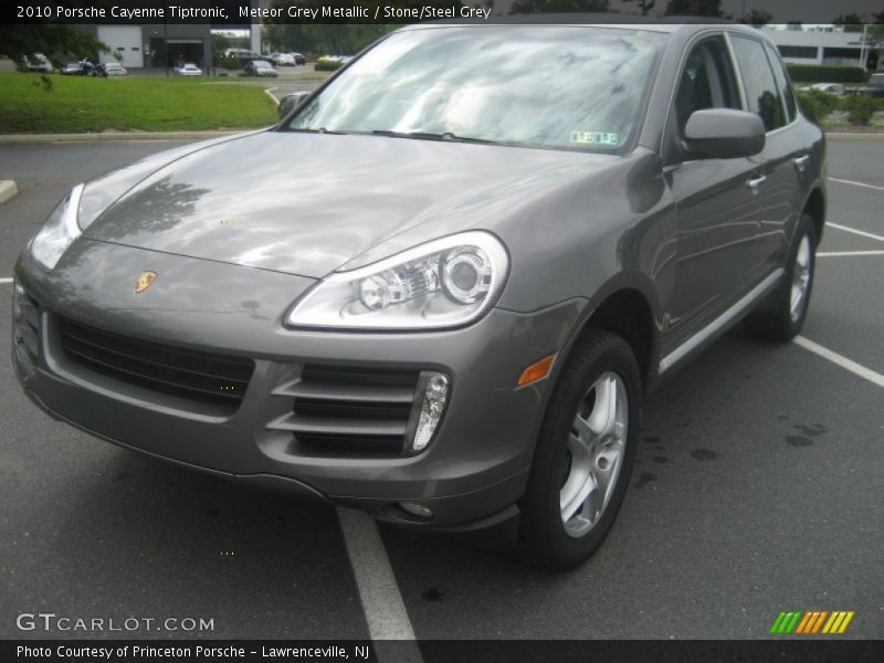 Meteor Grey Metallic / Stone/Steel Grey 2010 Porsche Cayenne Tiptronic