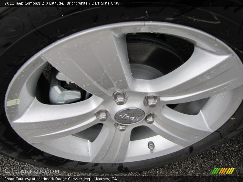 Bright White / Dark Slate Gray 2011 Jeep Compass 2.0 Latitude