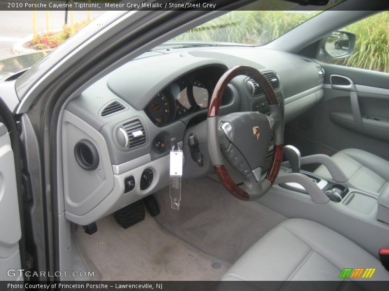Meteor Grey Metallic / Stone/Steel Grey 2010 Porsche Cayenne Tiptronic