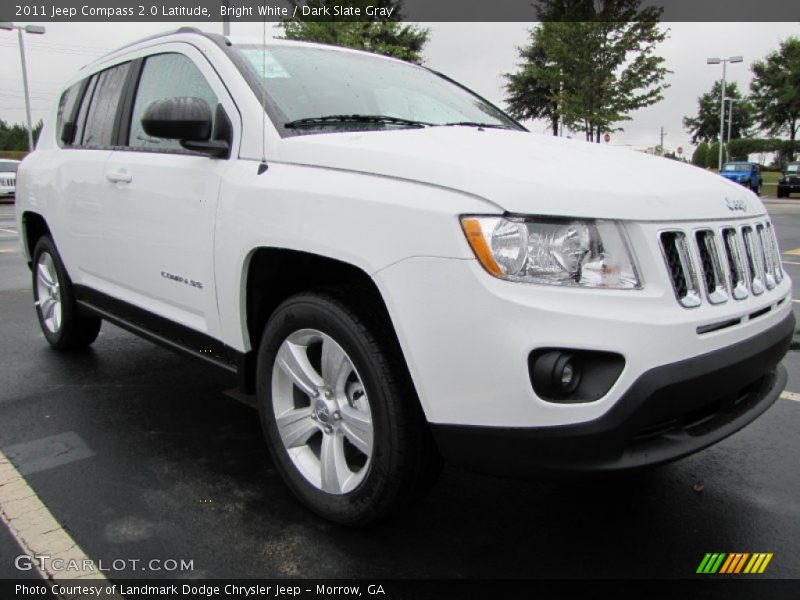 Bright White / Dark Slate Gray 2011 Jeep Compass 2.0 Latitude