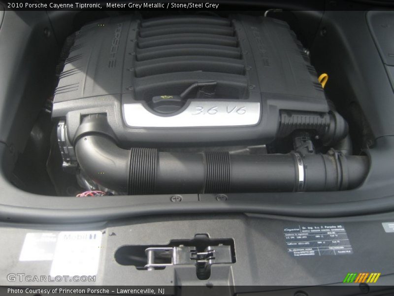 Meteor Grey Metallic / Stone/Steel Grey 2010 Porsche Cayenne Tiptronic