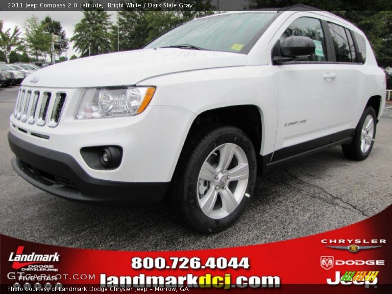 Bright White / Dark Slate Gray 2011 Jeep Compass 2.0 Latitude