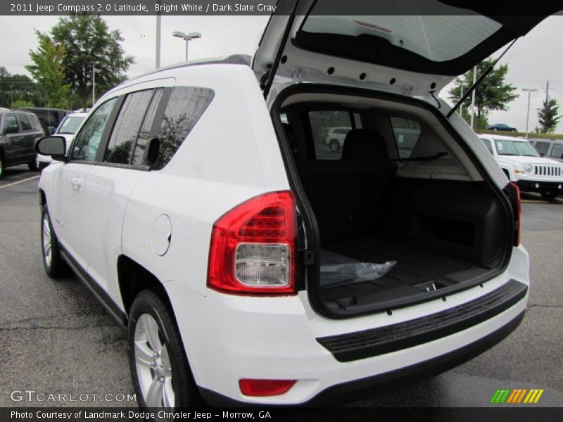 Bright White / Dark Slate Gray 2011 Jeep Compass 2.0 Latitude