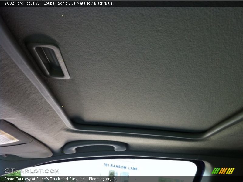 Sonic Blue Metallic / Black/Blue 2002 Ford Focus SVT Coupe