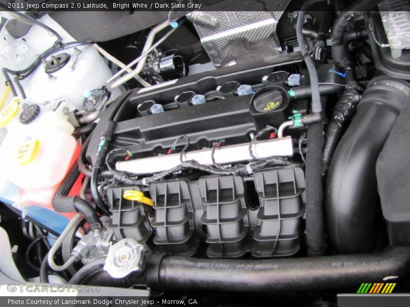 Bright White / Dark Slate Gray 2011 Jeep Compass 2.0 Latitude