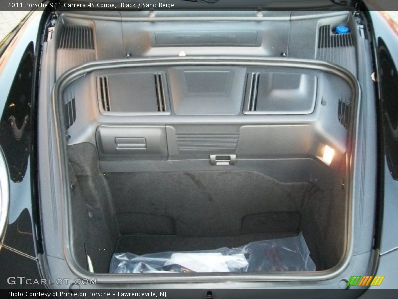  2011 911 Carrera 4S Coupe Trunk