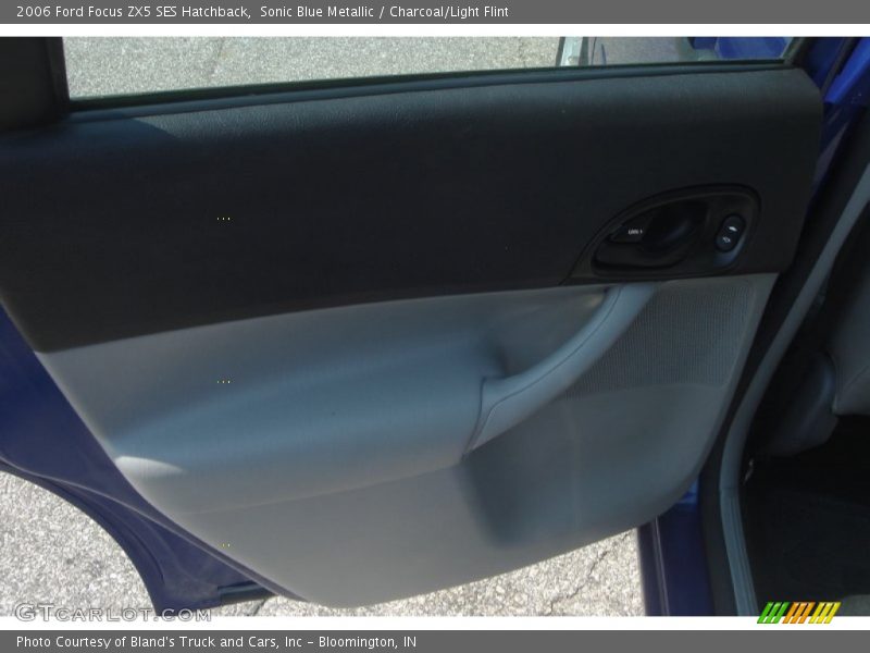 Sonic Blue Metallic / Charcoal/Light Flint 2006 Ford Focus ZX5 SES Hatchback