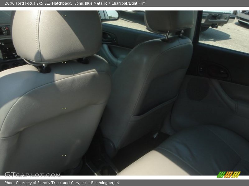 Sonic Blue Metallic / Charcoal/Light Flint 2006 Ford Focus ZX5 SES Hatchback