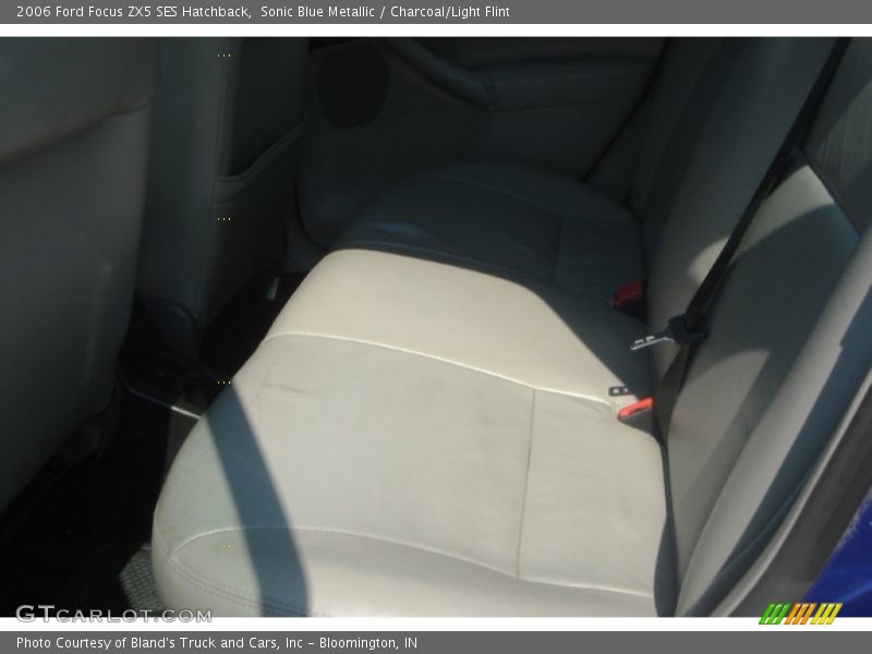 Sonic Blue Metallic / Charcoal/Light Flint 2006 Ford Focus ZX5 SES Hatchback