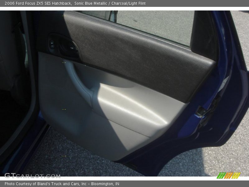 Sonic Blue Metallic / Charcoal/Light Flint 2006 Ford Focus ZX5 SES Hatchback