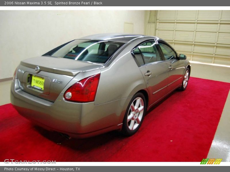 Spirited Bronze Pearl / Black 2006 Nissan Maxima 3.5 SE