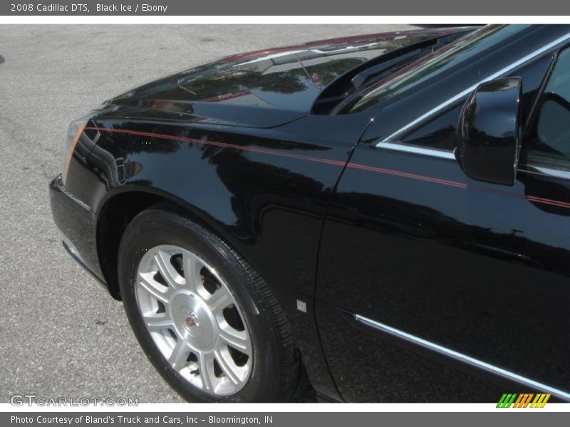 Black Ice / Ebony 2008 Cadillac DTS