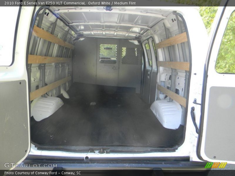 Oxford White / Medium Flint 2010 Ford E Series Van E250 XLT Commericial
