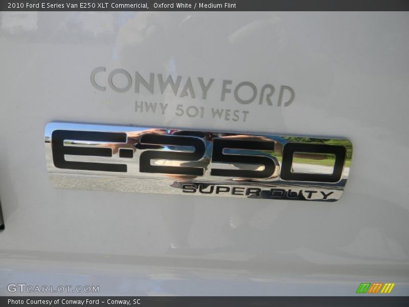 Oxford White / Medium Flint 2010 Ford E Series Van E250 XLT Commericial