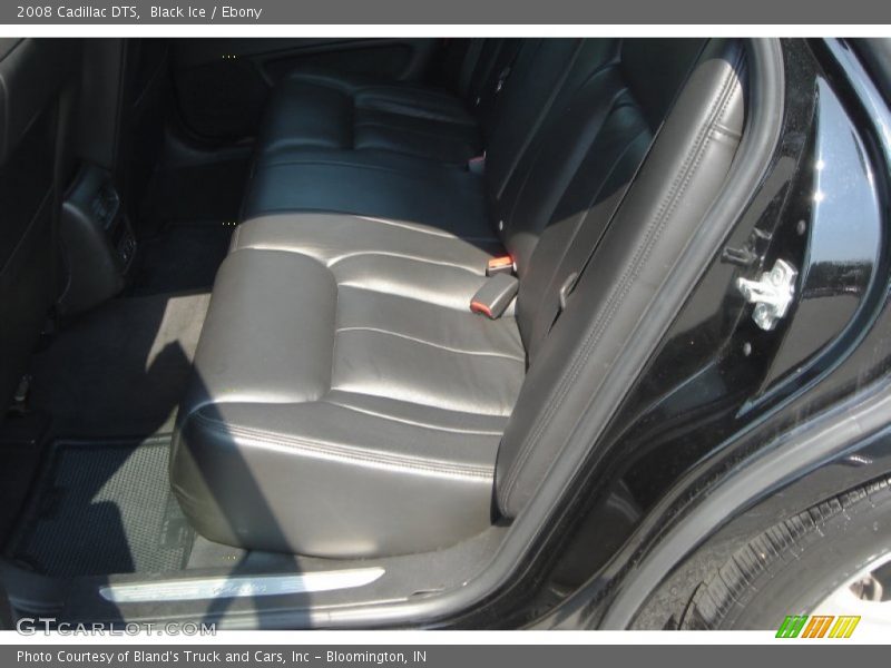 Black Ice / Ebony 2008 Cadillac DTS