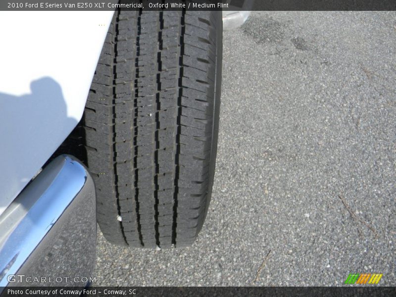 Oxford White / Medium Flint 2010 Ford E Series Van E250 XLT Commericial