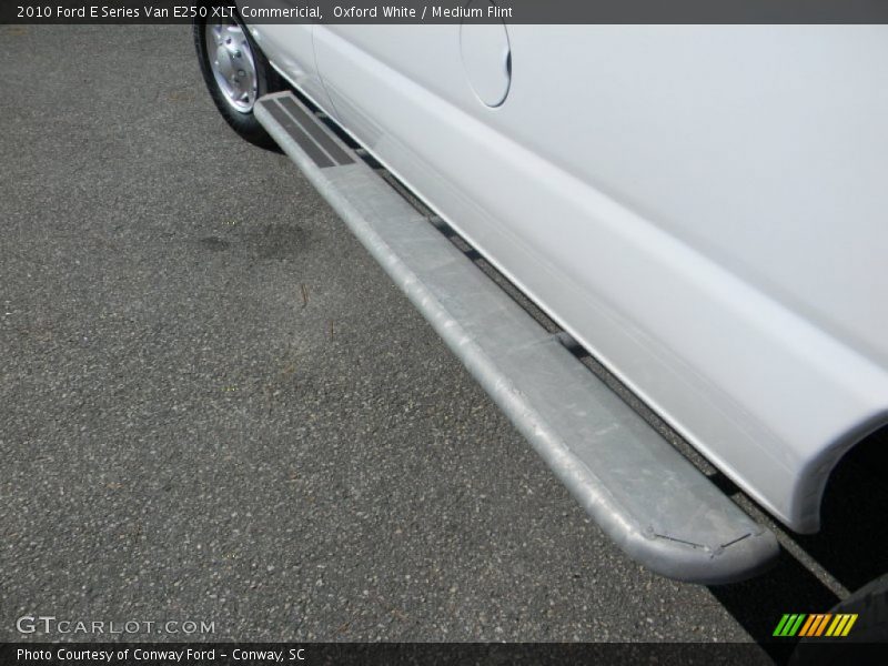 Oxford White / Medium Flint 2010 Ford E Series Van E250 XLT Commericial
