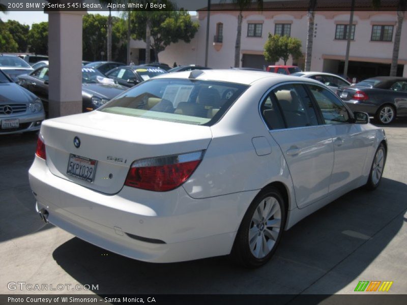 Alpine White / Beige 2005 BMW 5 Series 545i Sedan