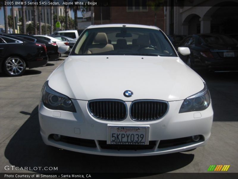 Alpine White / Beige 2005 BMW 5 Series 545i Sedan
