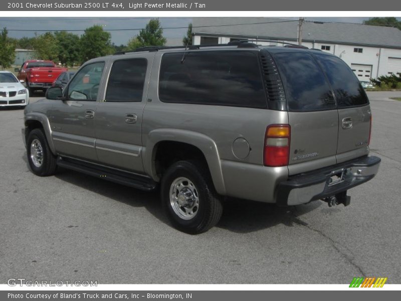 Light Pewter Metallic / Tan 2001 Chevrolet Suburban 2500 LT 4x4