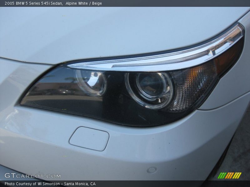 Alpine White / Beige 2005 BMW 5 Series 545i Sedan