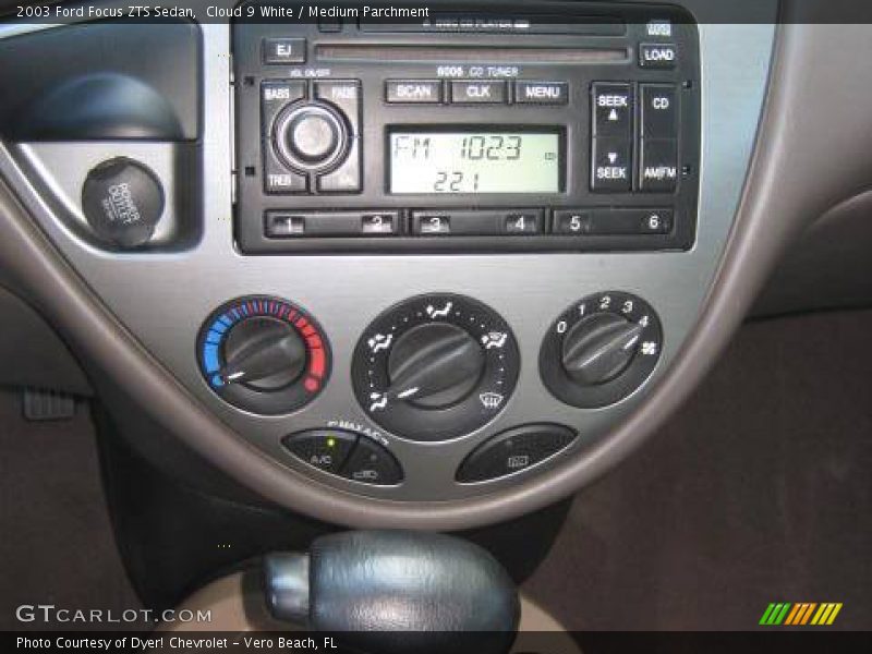 Cloud 9 White / Medium Parchment 2003 Ford Focus ZTS Sedan