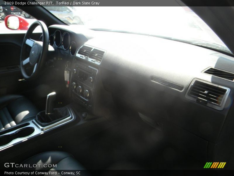 TorRed / Dark Slate Gray 2009 Dodge Challenger R/T