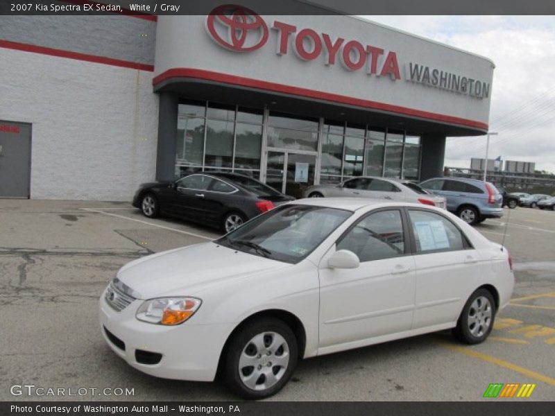White / Gray 2007 Kia Spectra EX Sedan