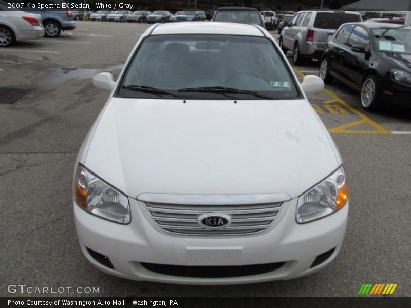 White / Gray 2007 Kia Spectra EX Sedan