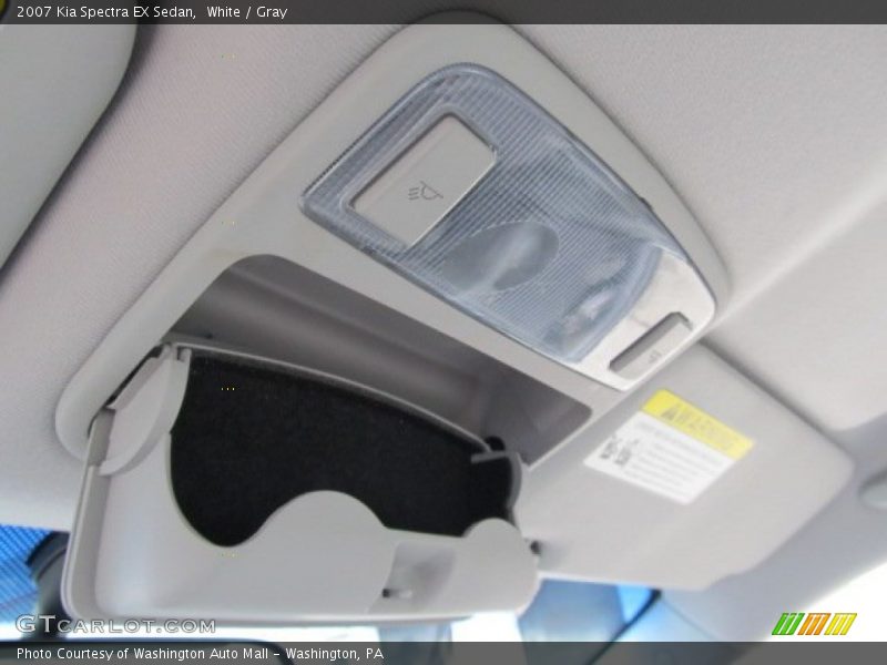White / Gray 2007 Kia Spectra EX Sedan