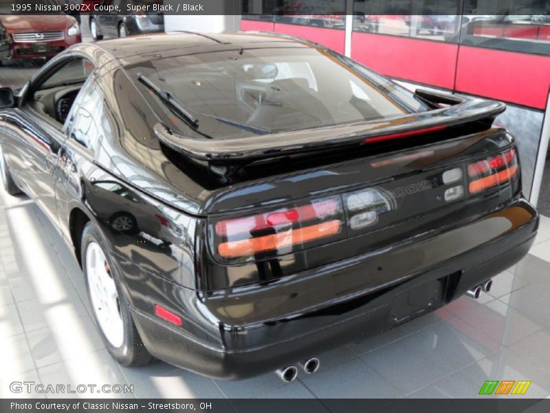 Super Black / Black 1995 Nissan 300ZX Coupe