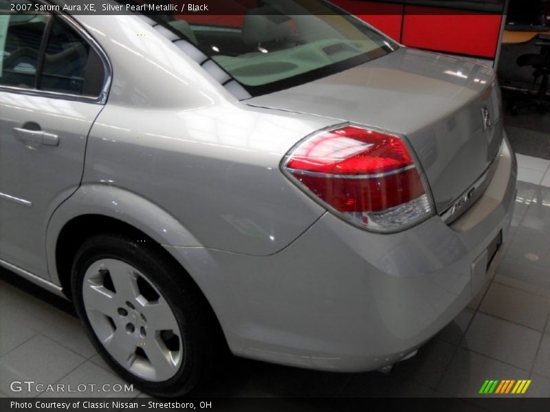 Silver Pearl Metallic / Black 2007 Saturn Aura XE