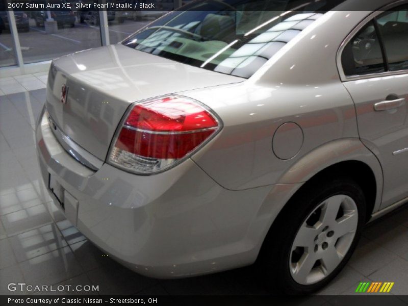 Silver Pearl Metallic / Black 2007 Saturn Aura XE