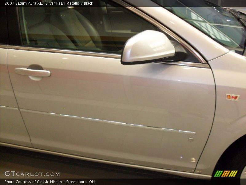 Silver Pearl Metallic / Black 2007 Saturn Aura XE