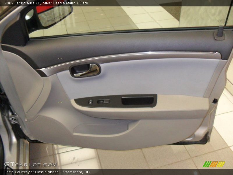 Silver Pearl Metallic / Black 2007 Saturn Aura XE